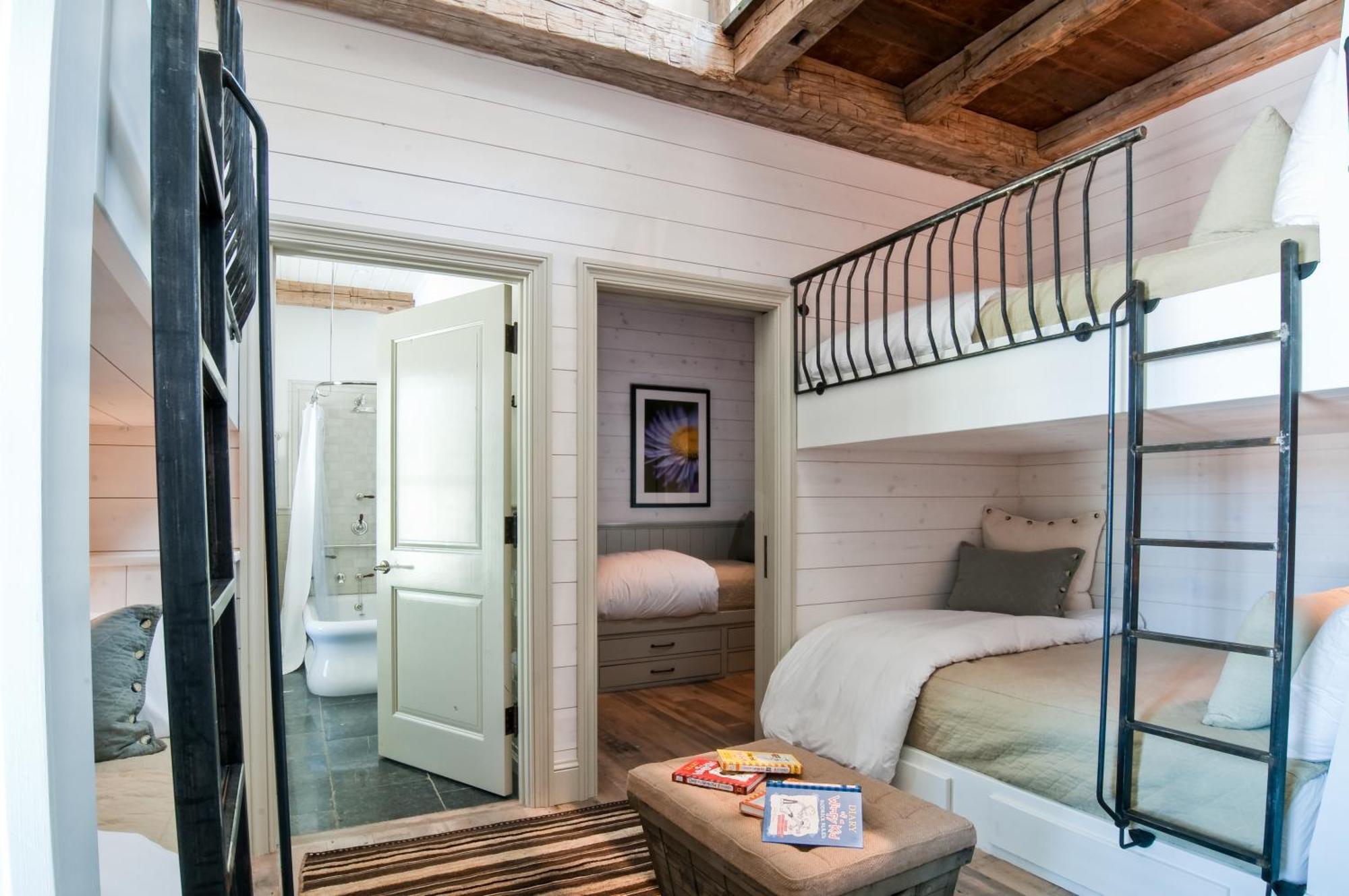 Eleven Scarp Ridge Lodge เครสเตดบิวต์ ภายนอก รูปภาพ
